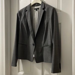 Ann Taylor suit blazer. Barely worn, well cared for. Non-smoking home.
